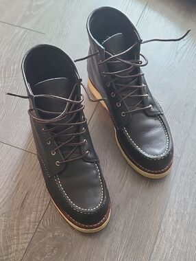 Women's Red Wing Black Leather Moc Toe Lace-Up Boots